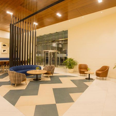 Keys Prima By Lemon Tree Hotels, Pimpri, Pune Zewnętrze zdjęcie