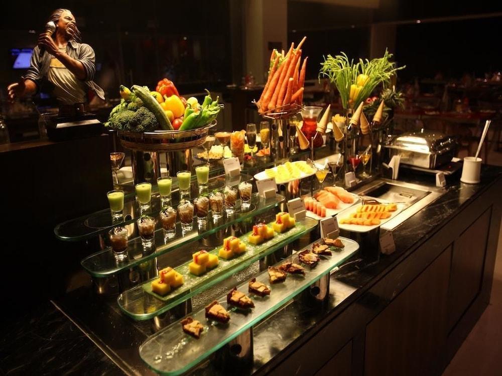 Keys Prima By Lemon Tree Hotels, Pimpri, Pune Zewnętrze zdjęcie