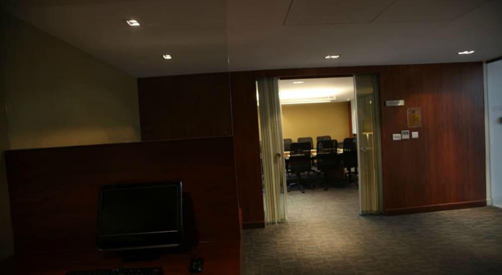 Keys Prima By Lemon Tree Hotels, Pimpri, Pune Zewnętrze zdjęcie
