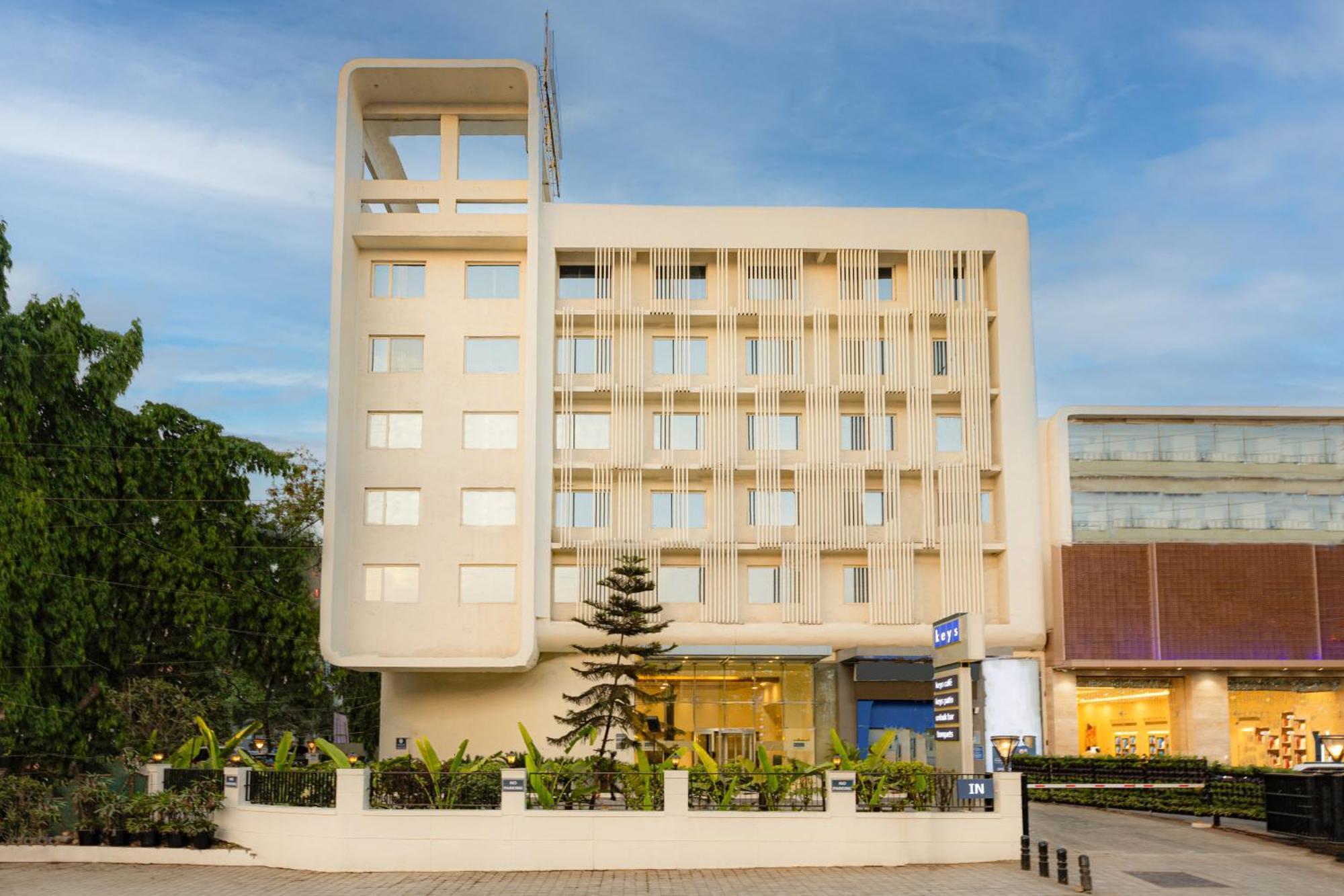 Keys Prima By Lemon Tree Hotels, Pimpri, Pune Zewnętrze zdjęcie