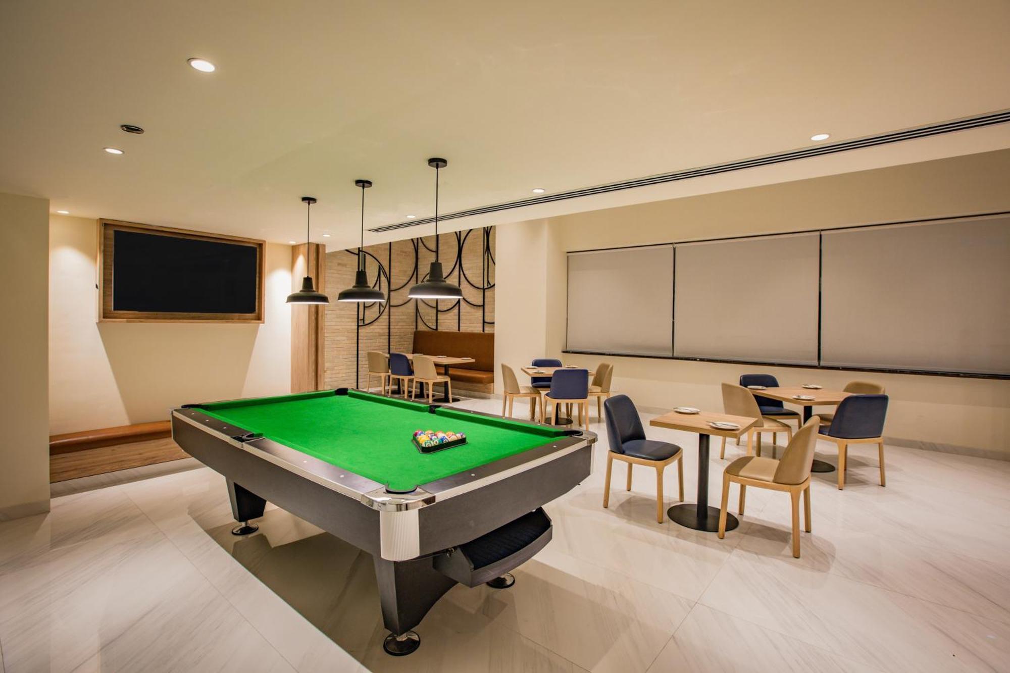Keys Prima By Lemon Tree Hotels, Pimpri, Pune Zewnętrze zdjęcie